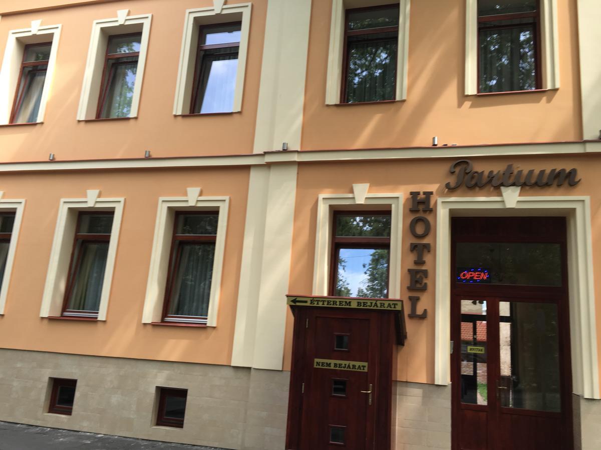 Partium Hotel Szeged Luaran gambar